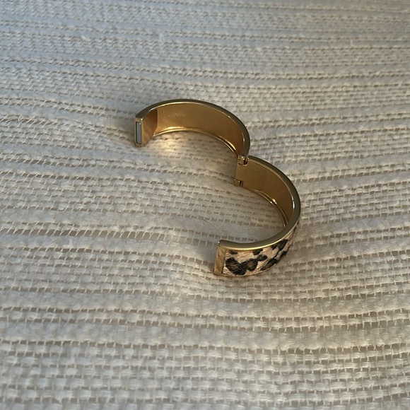Leopard Bangle - Picture 2 of 2